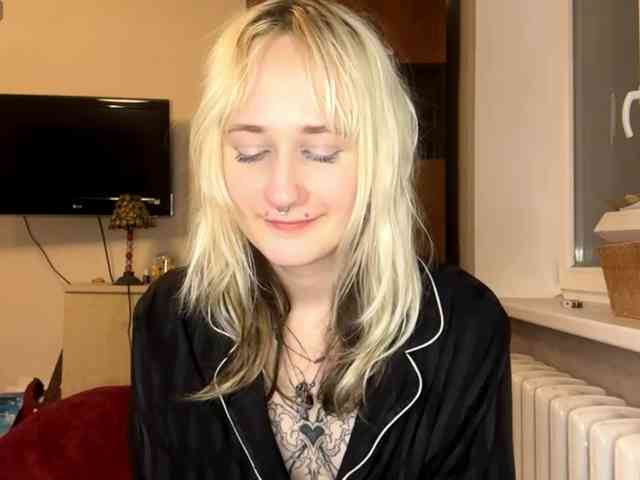 MaryjaneMacdougal MaryjaneMacdougal