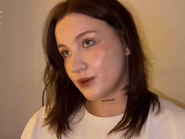 Eva-Kisa's BongaCams show and profile