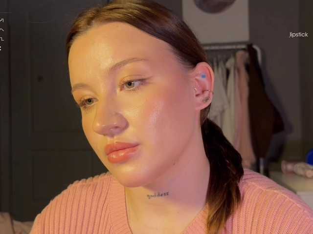 Eva-Kisa's BongaCams show and profile