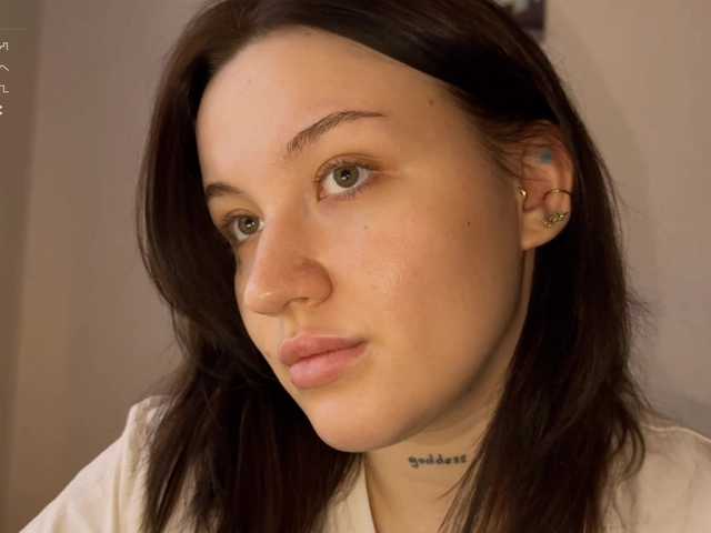 Eva-Kisa's BongaCams show and profile