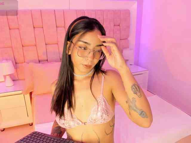 BillieRose webcam