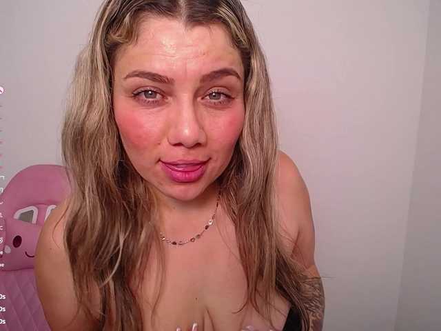 Isabella-wish1's BongaCams show and profile