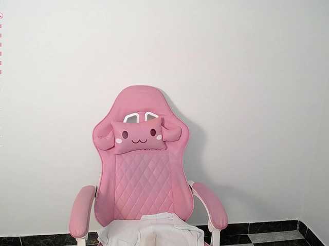 Isabella-wish1's BongaCams show and profile