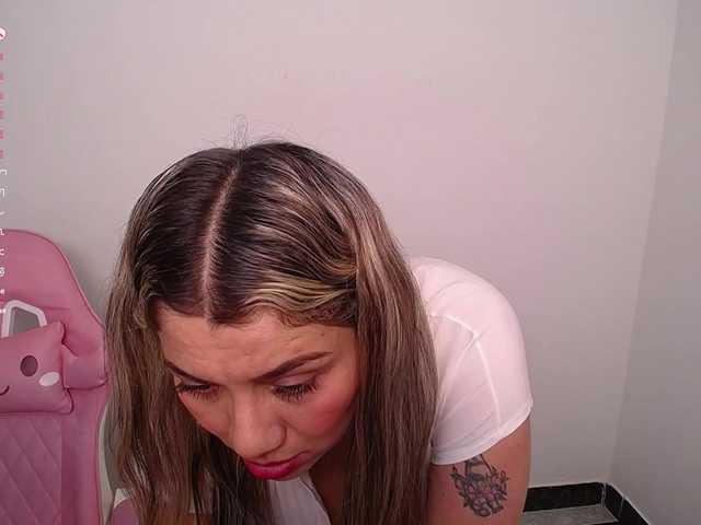 Isabella-wish1's BongaCams show and profile