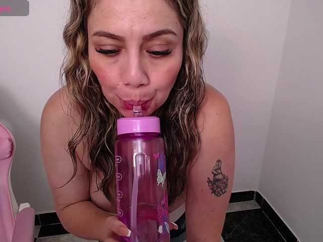 Isabella-wish1 webcam