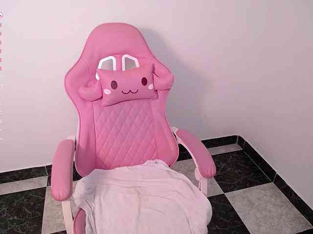 Isabella-wish1 webcam