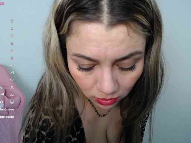 Isabella-wish1 webcam