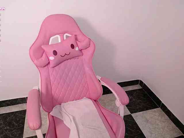 Isabella-wish1 webcam