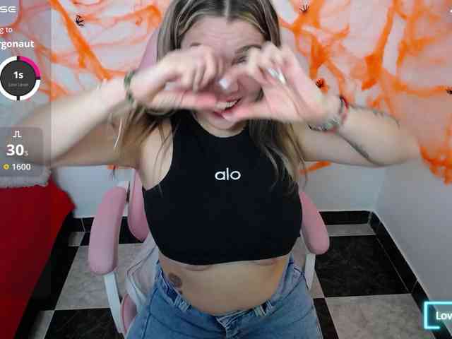 Isabella-wish1 webcam