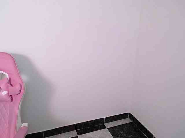 Isabella-wish1 webcam