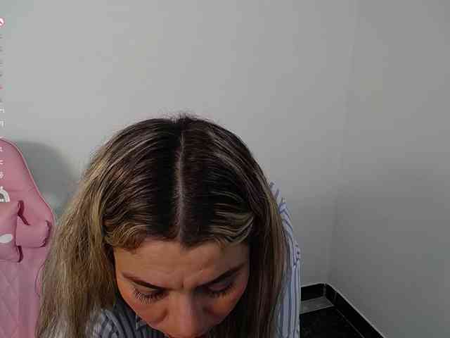 Isabella-wish1 webcam