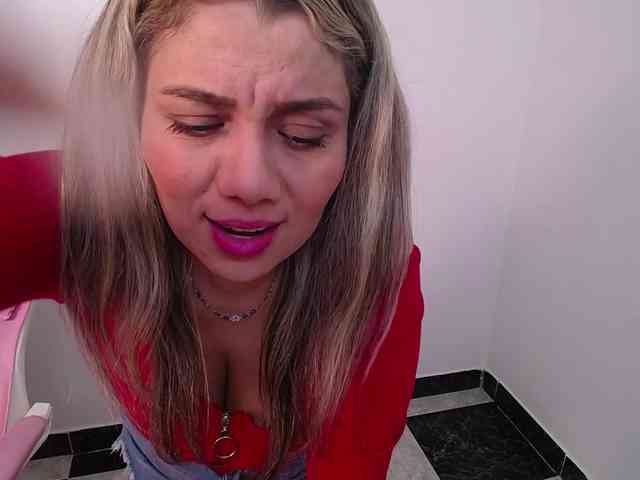 Isabella-wish1 webcam