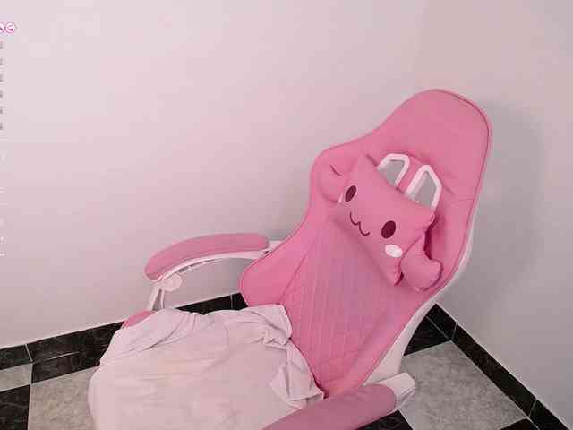 Isabella-wish1 webcam