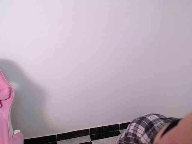 Isabella-wish1 webcam