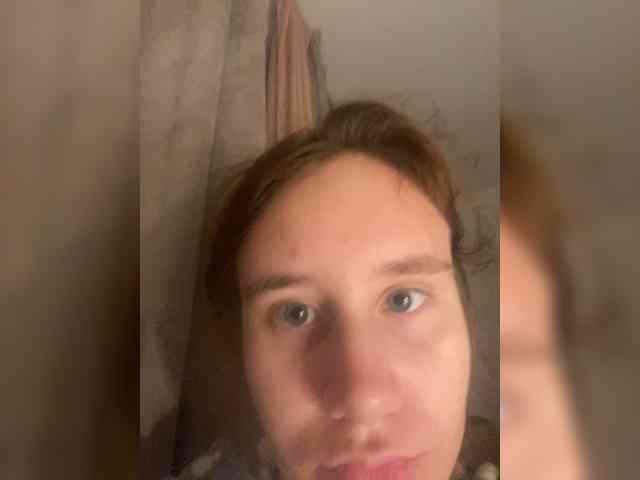 Lili-42 webcam