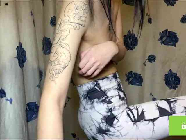 NakitaBayardo webcam