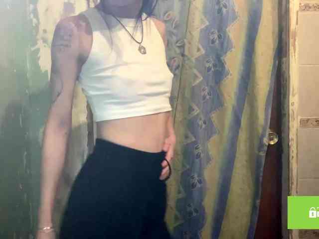 NakitaBayardo webcam