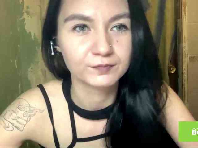 NakitaBayardo webcam