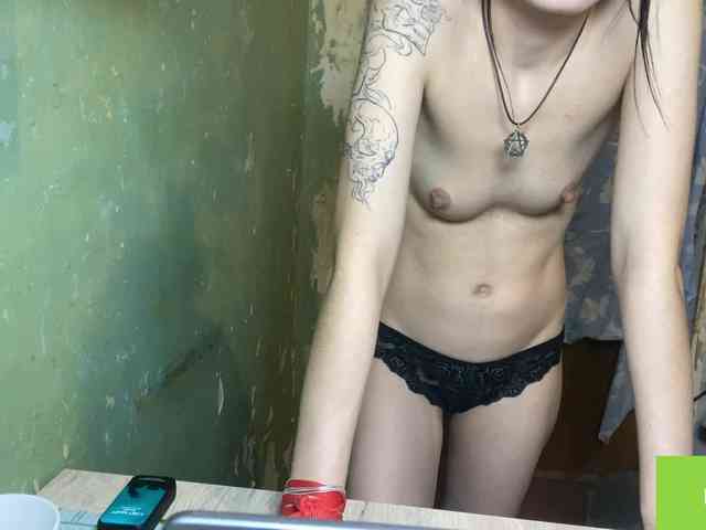 NakitaBayardo webcam