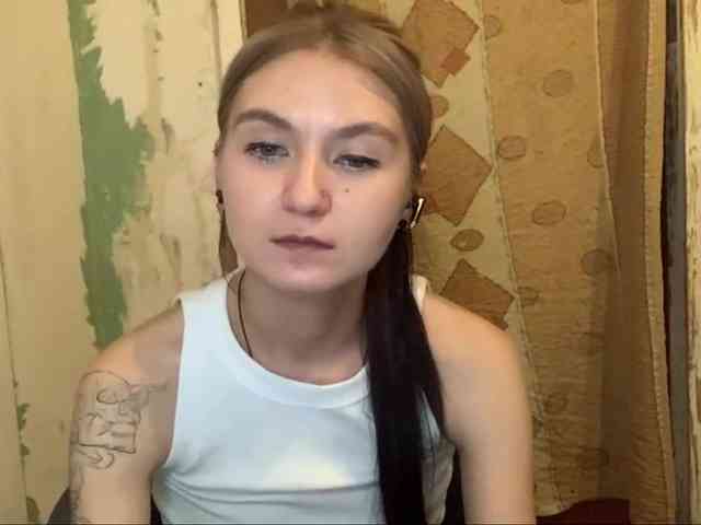 NakitaBayardo webcam