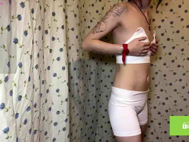 NakitaBayardo webcam