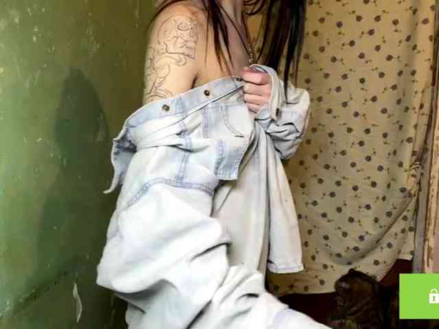 NakitaBayardo webcam