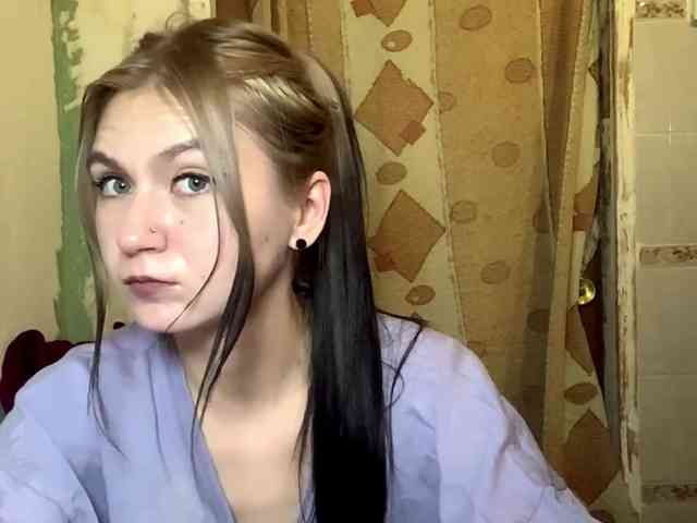 NakitaBayardo webcam