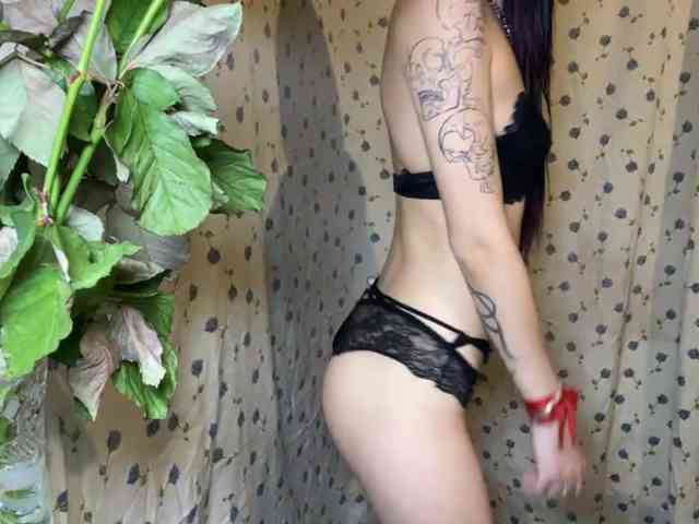 NakitaBayardo webcam