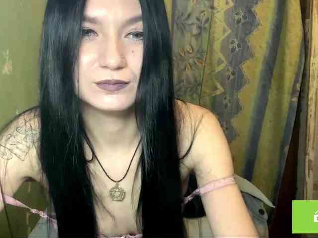 NakitaBayardo webcam