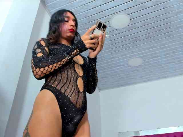 everlyn-party Live Webcam on BongaCams