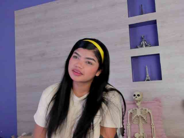 Britanny-88 webcam