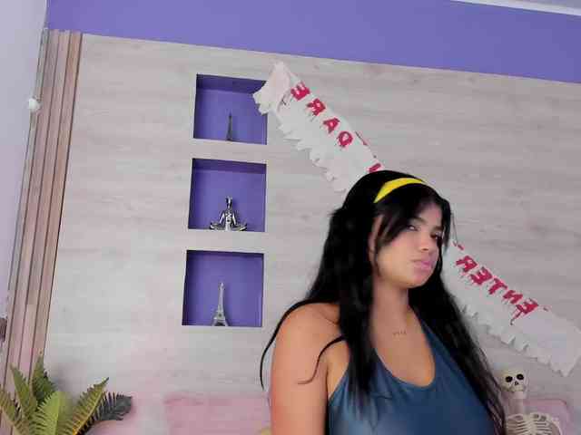 Britanny-88 webcam