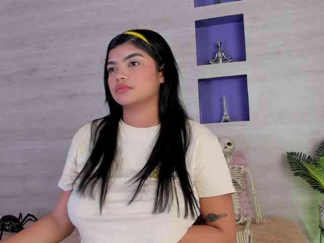 Britanny-88 webcam