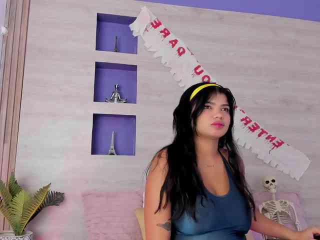 Britanny-88 webcam