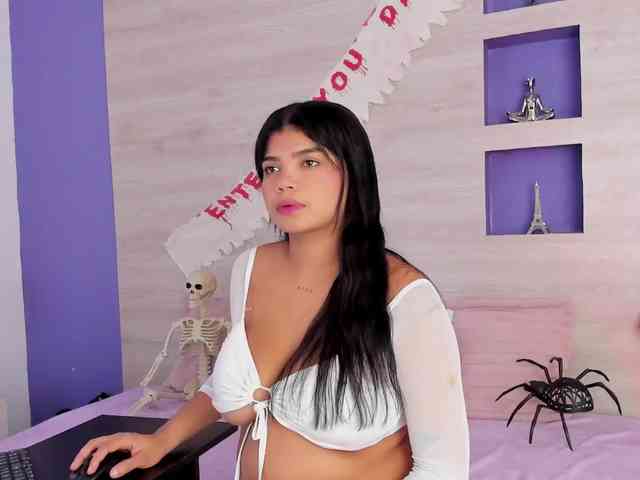 Britanny-88 webcam