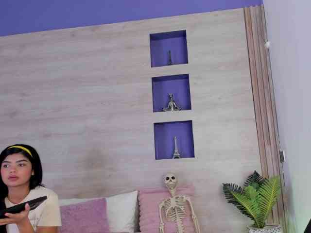 Britanny-88 webcam