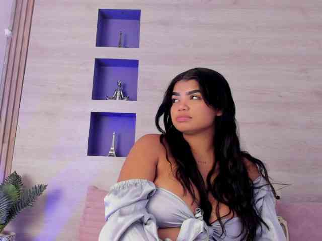 Britanny-88 webcam