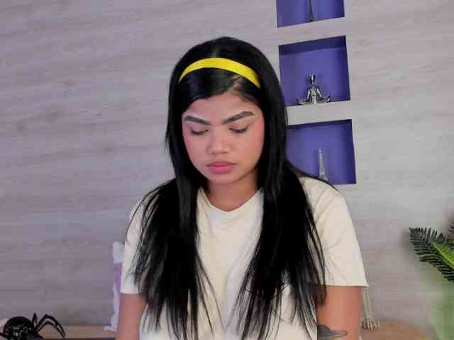 Britanny-88 webcam