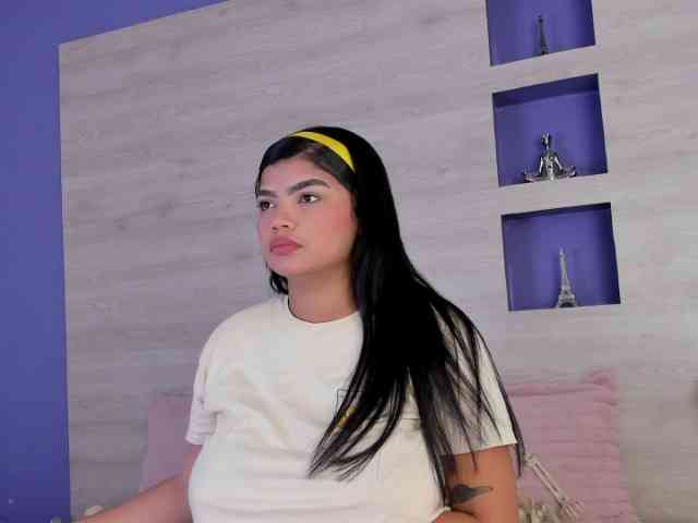 Britanny-88 webcam