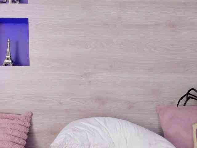 Britanny-88 webcam