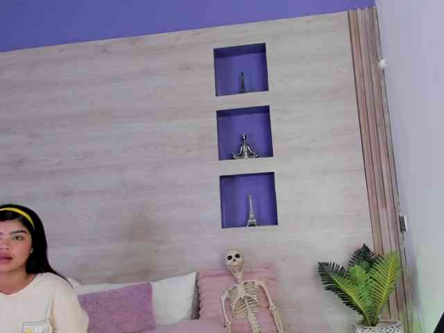 Britanny-88 webcam