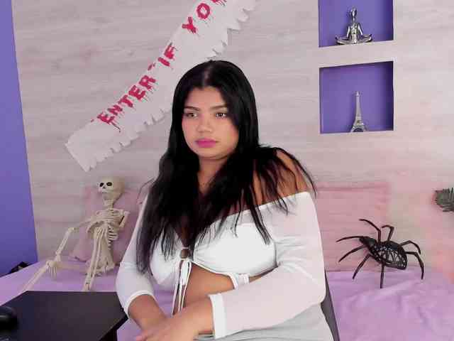 Britanny-88 webcam