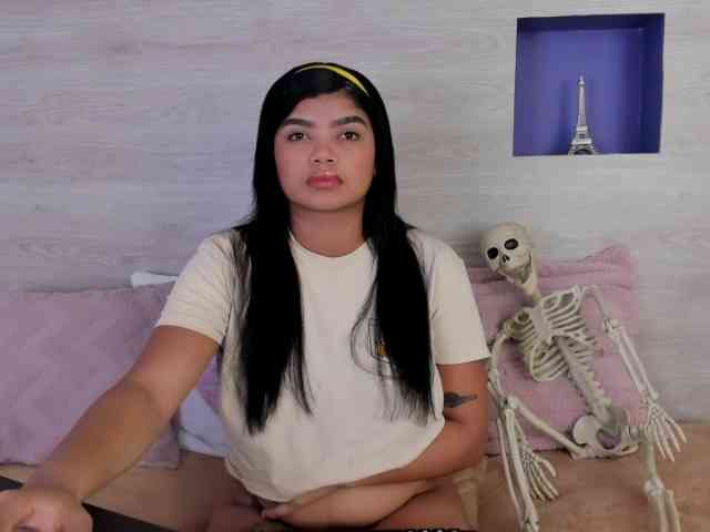 Britanny-88 webcam