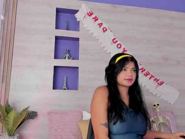 Britanny-88 webcam