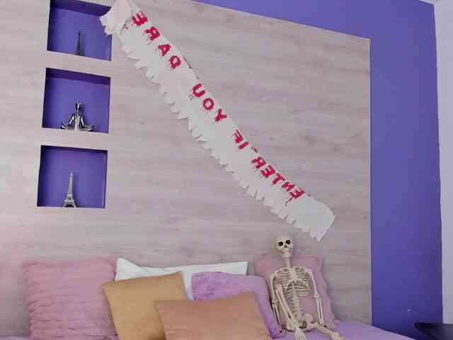 Britanny-88 webcam