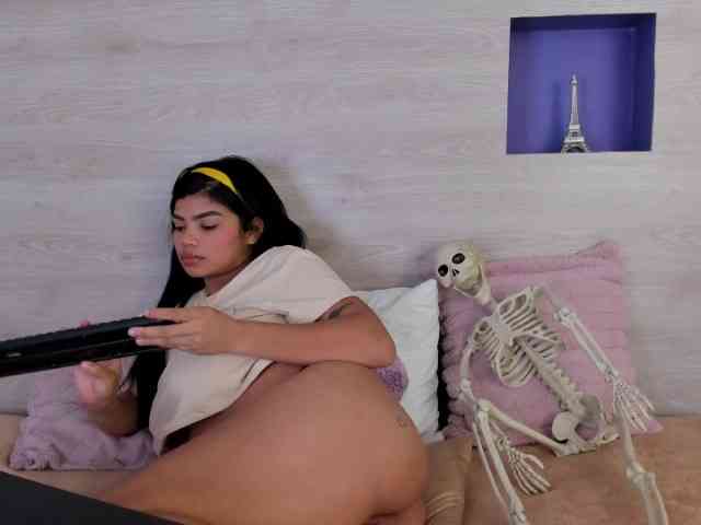 Britanny-88 webcam