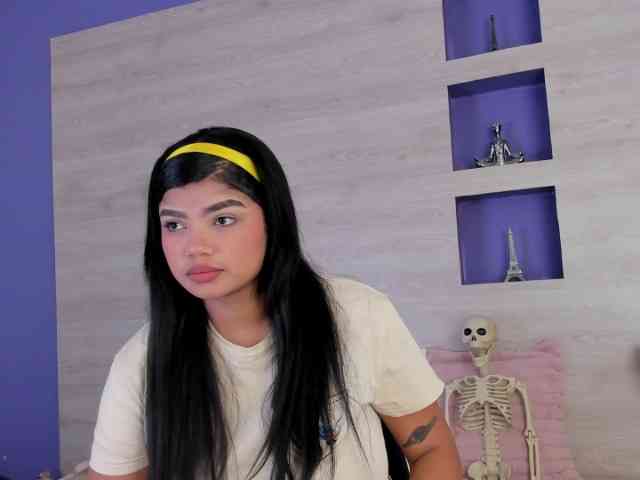 Britanny-88 webcam