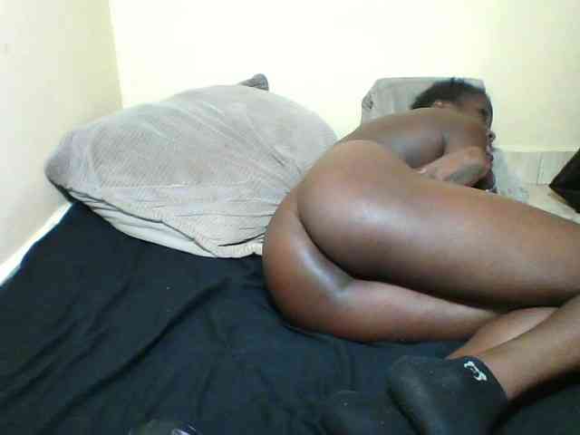 Ebonies-brown webcam