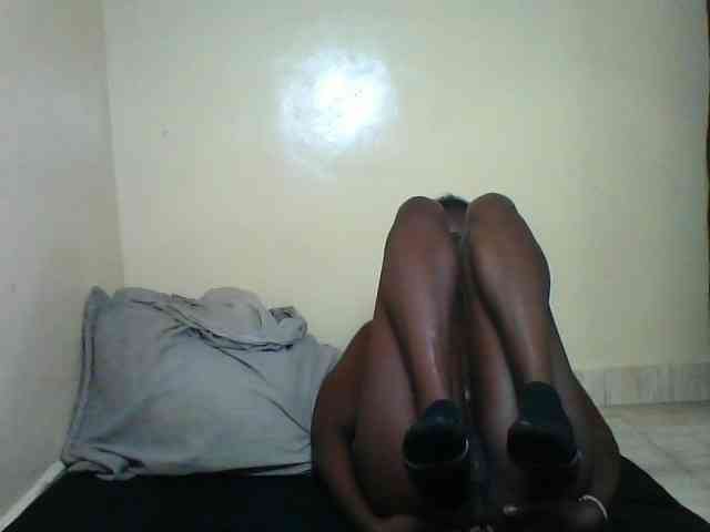 Ebonies-brown webcam