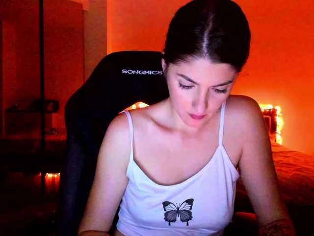 Alexabella webcam